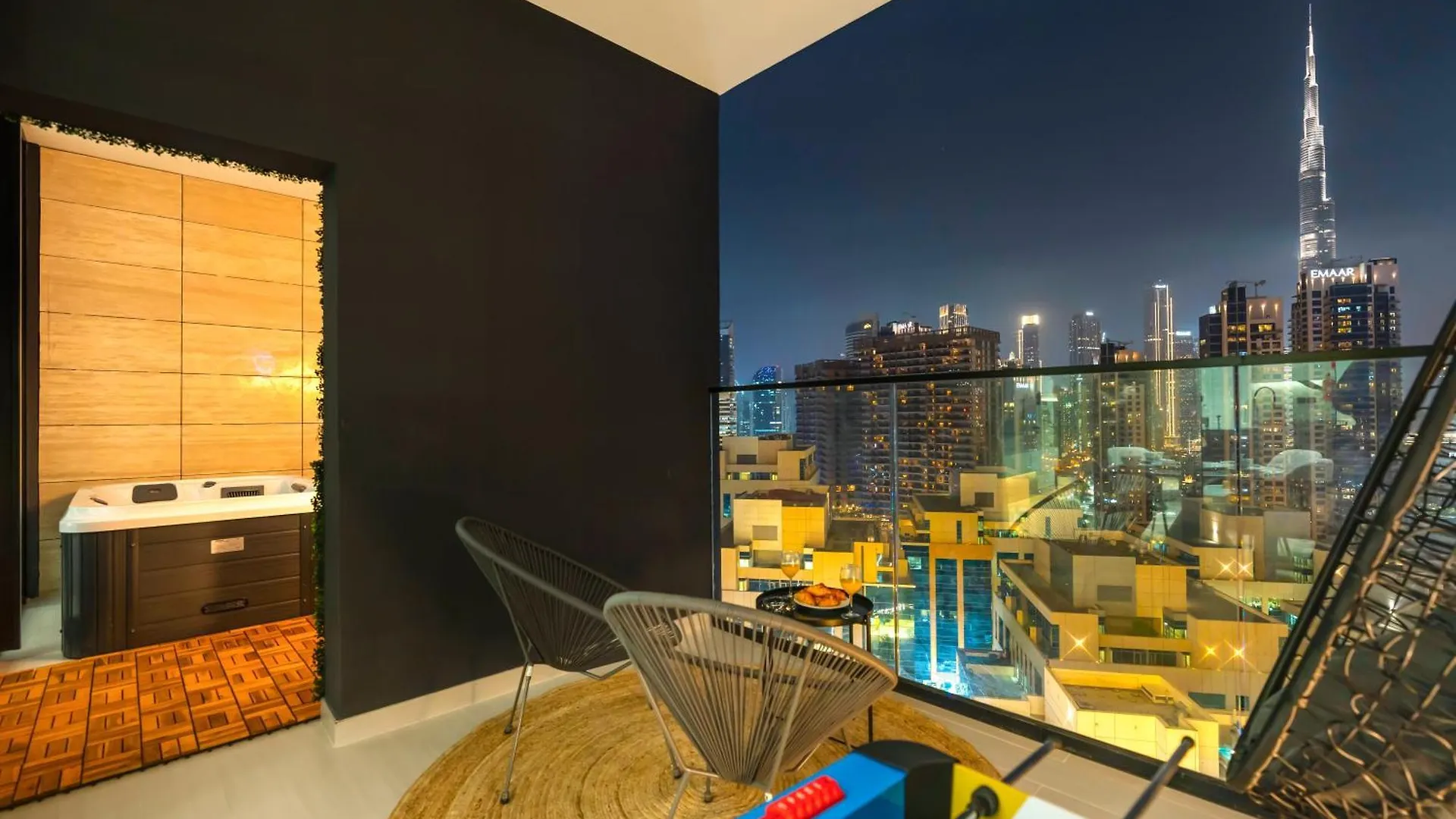 Chic 1Br Burj Khalifa Views Private Jacuzzi Apartment Dubai