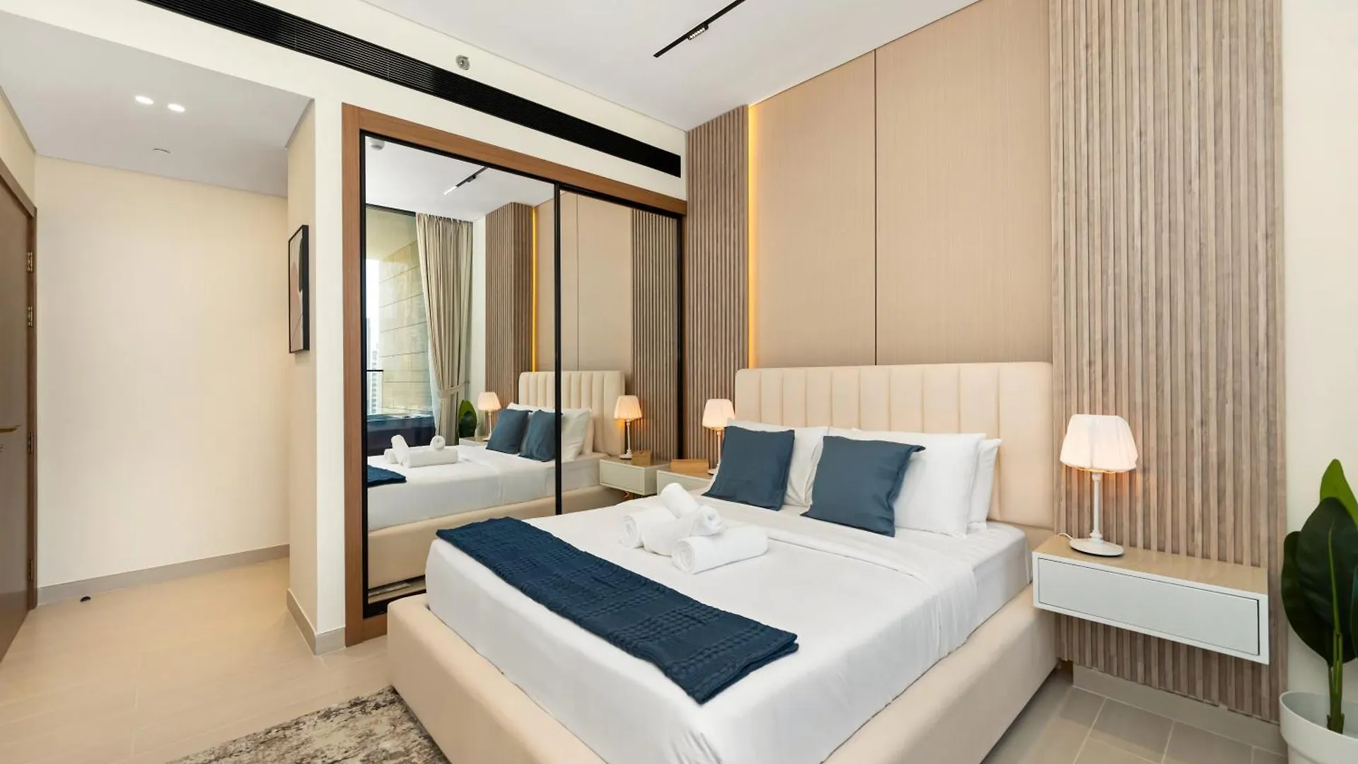 Chic 1Br Burj Khalifa Views Private Jacuzzi Apartment Dubai